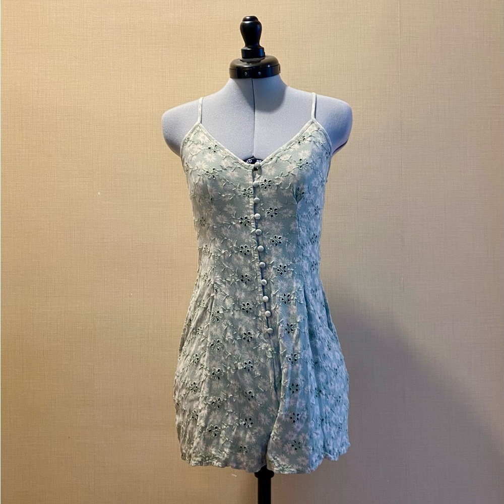 American Eagle XS petite green floral romper.